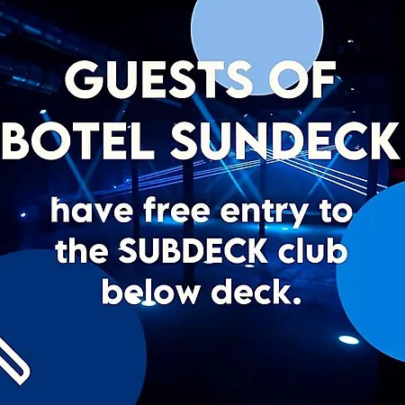 Sundeck - Party Boat Ξενοδοχείο Μπρατισλάβα