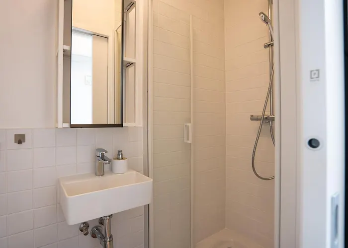 Sundeck - Party Boat ホテル ブラチスラヴァ