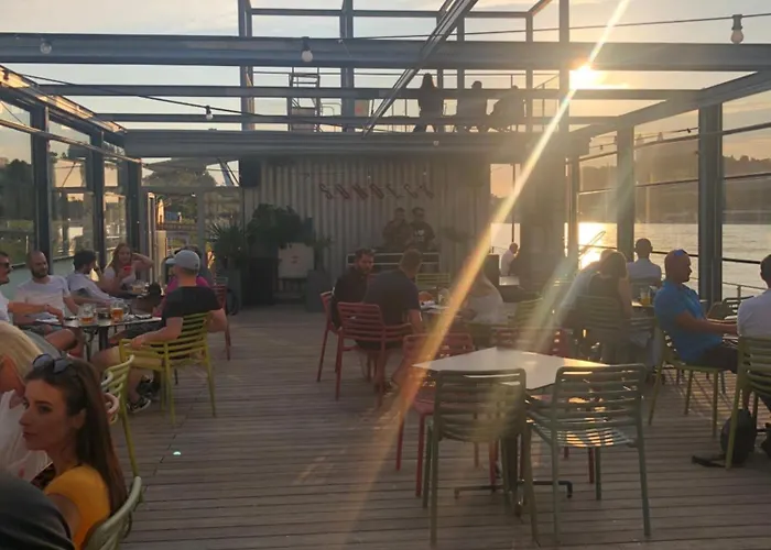 Hotel Sundeck - Party Boat Bratislava